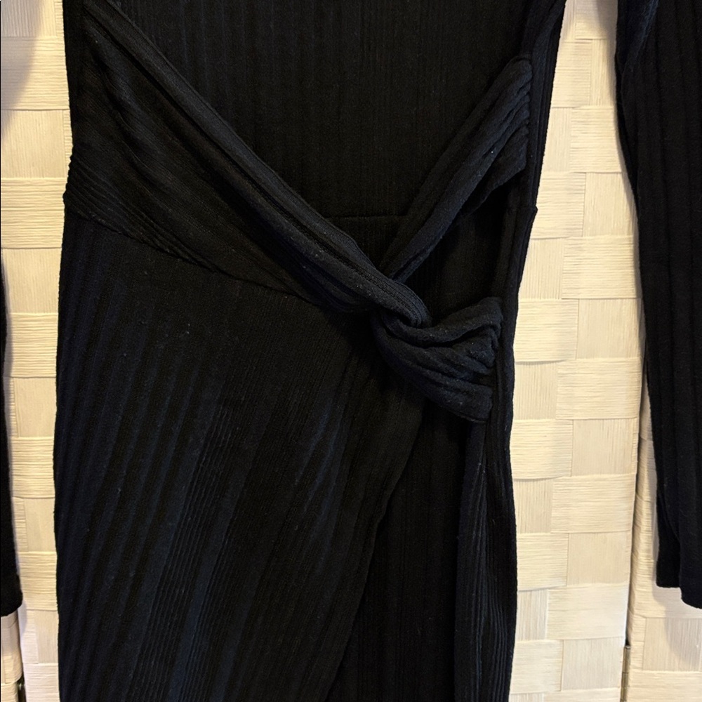 Black Ribbed Wrap-Style Dress - Picture 4 of 4